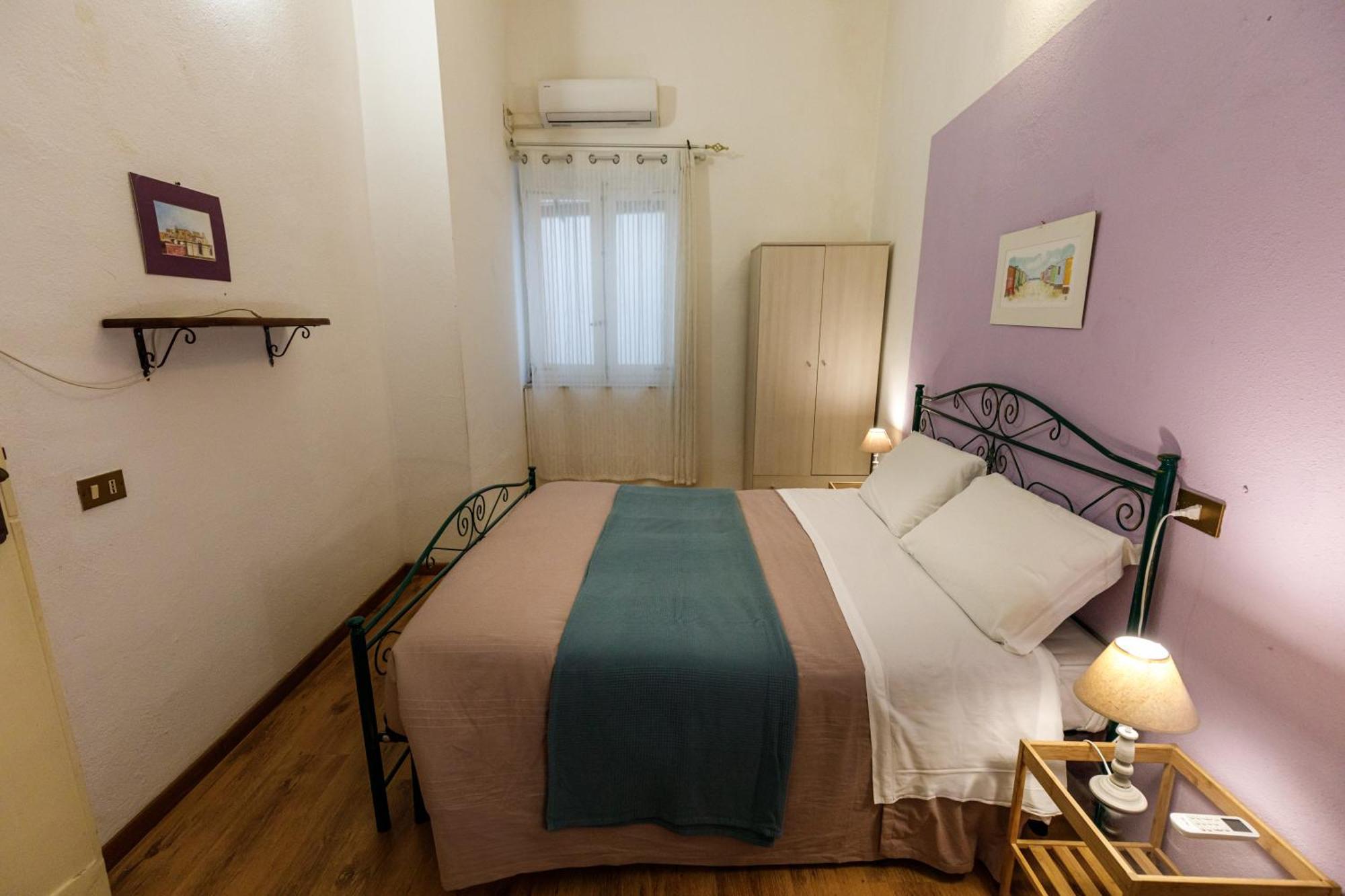 Onlyrooms III - Recommended For Under 30S Cagliari Quarto foto